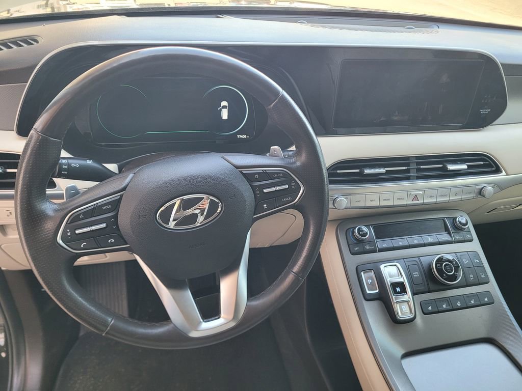 Used 2021 Hyundai Palisade Calligraphy w/ Winter Package image 12