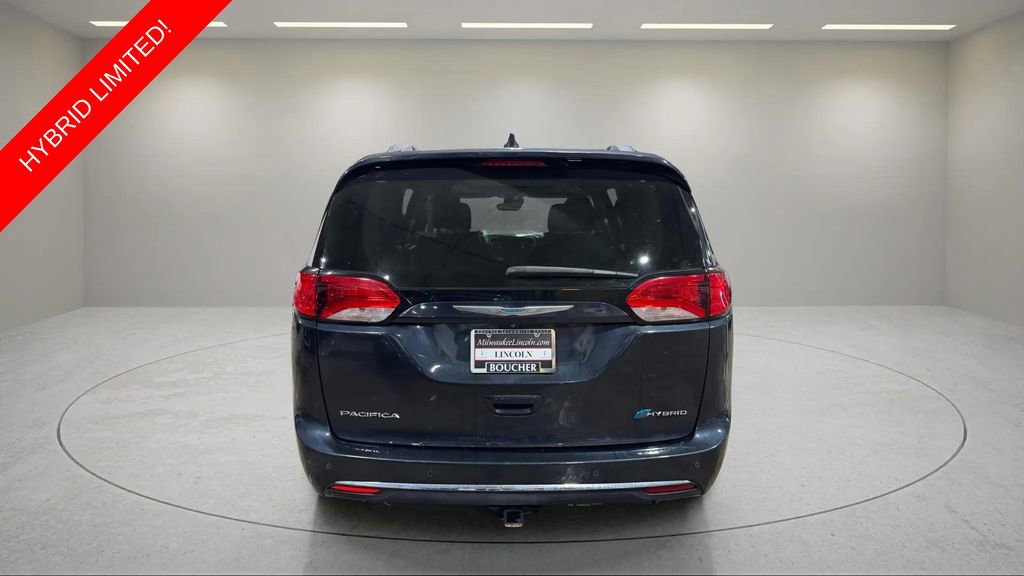 Used 2019 Chrysler Pacifica Limited w/ Advanced Safetytec Group FWD image 4