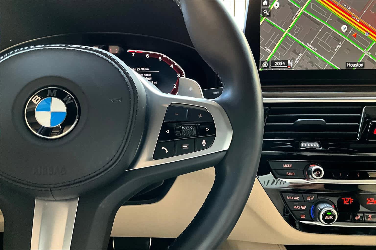 Used 2022 BMW 540i w/ M Sport Package image 23