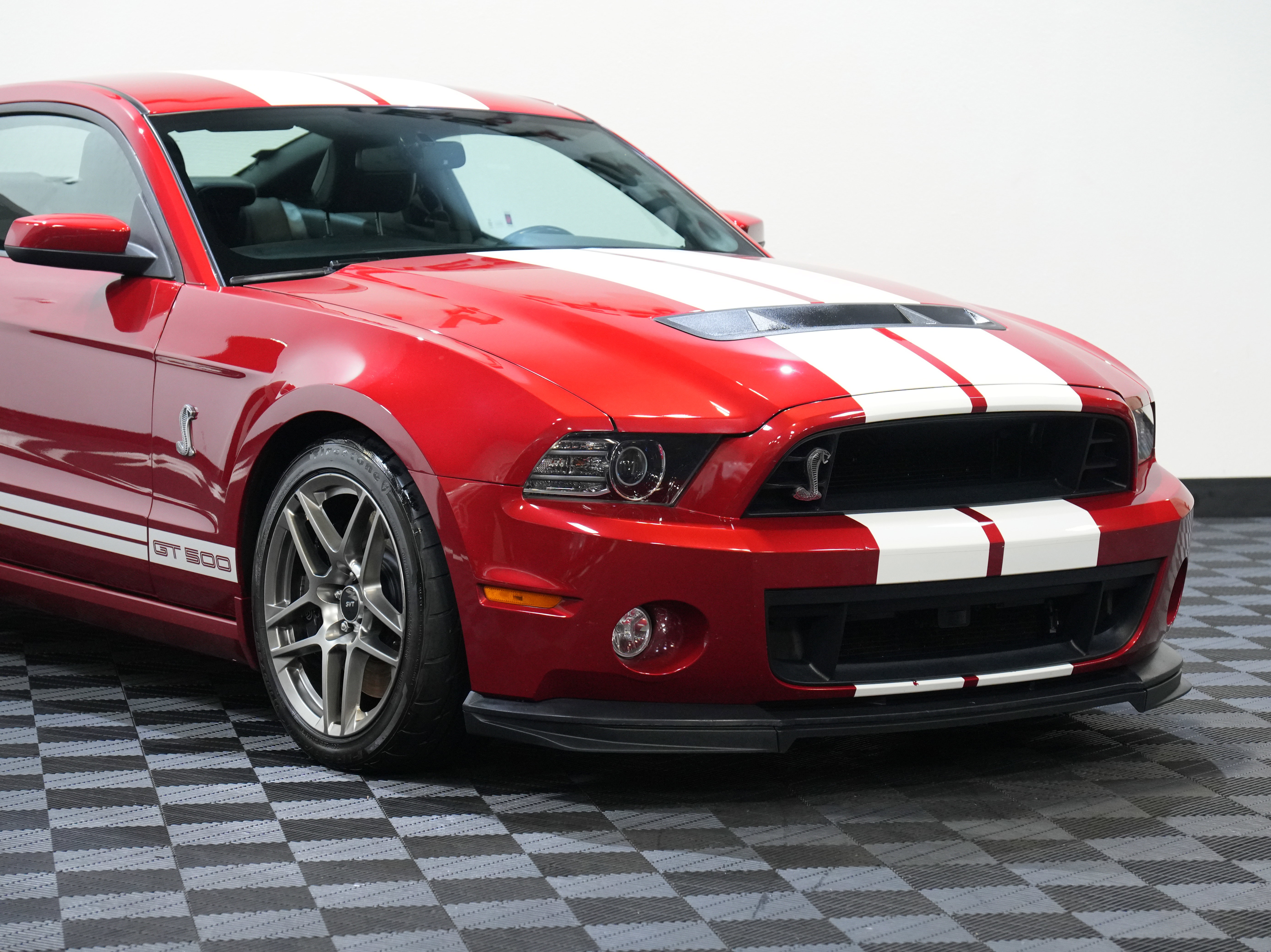 Used 2013 Ford Mustang Shelby GT500 w/ Electronics Pkg image 9