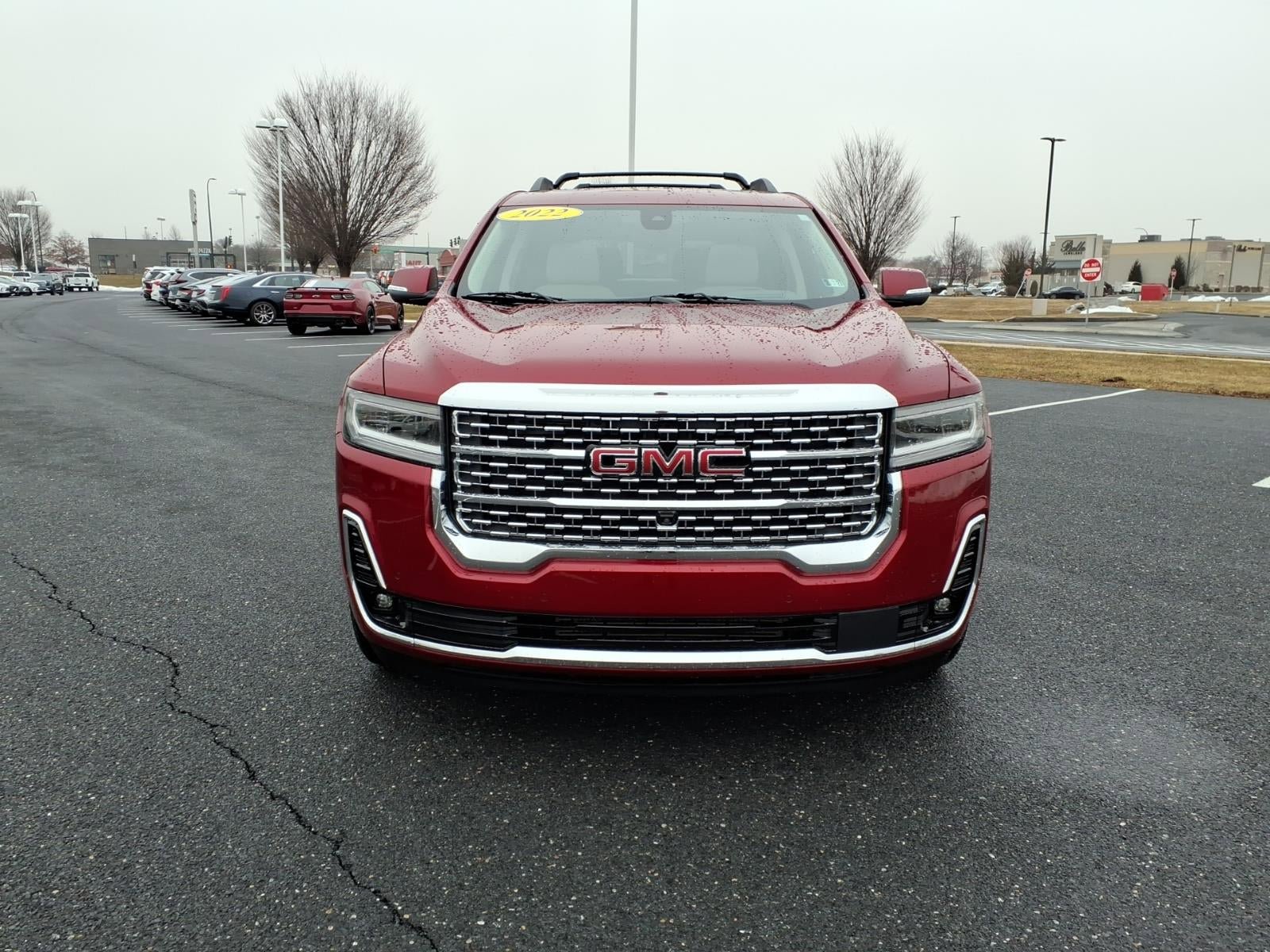 Used 2022 GMC Acadia Denali w/ Denali Ultimate Package AWD/4WD image 2