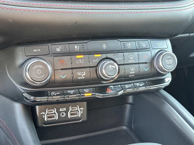 Used 2024 Dodge Durango GT AWD/4WD image 25