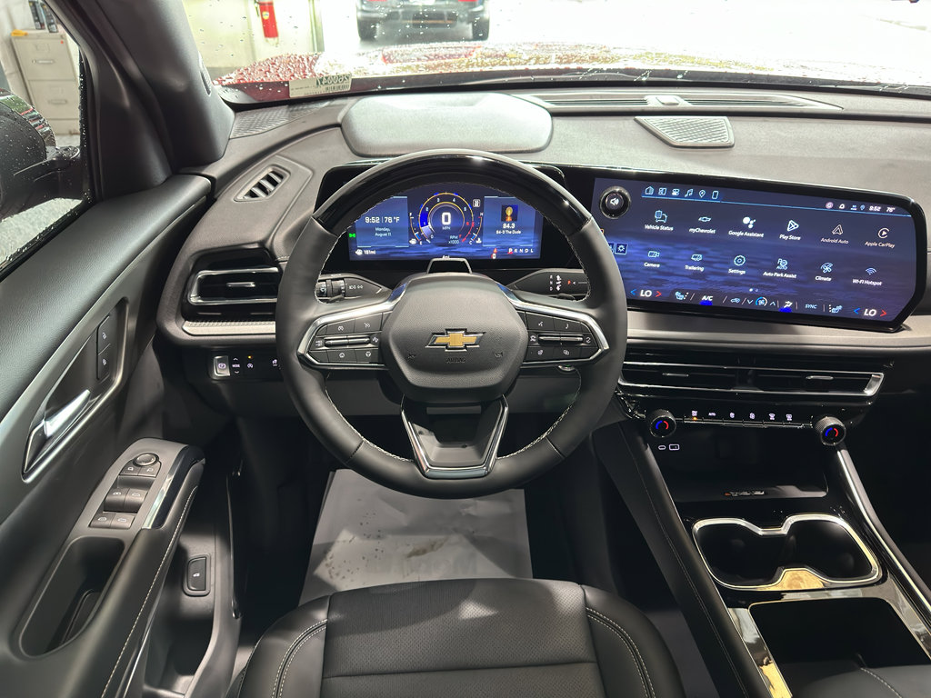 New 2026 Chevrolet Traverse LT w/ Enhanced Driving Package image 8