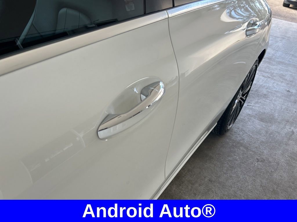 Used 2022 Mercedes-Benz CLA 250 4MATIC w/ Premium Package Lite image 16