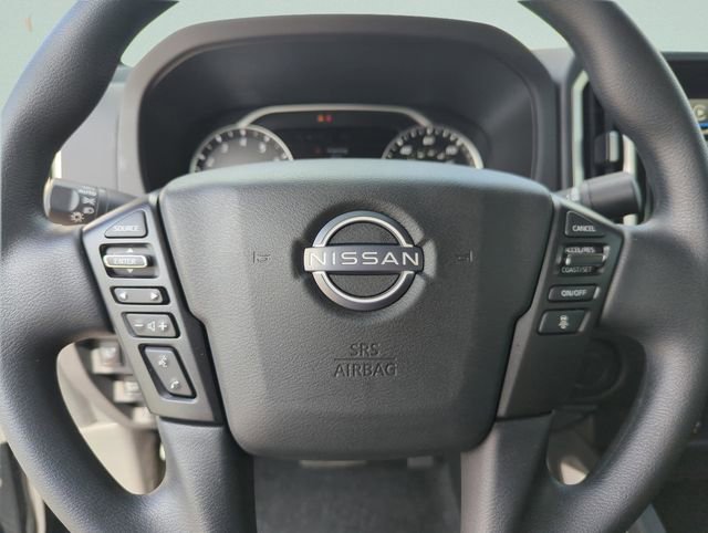 Certified 2025 Nissan Frontier SV image 39