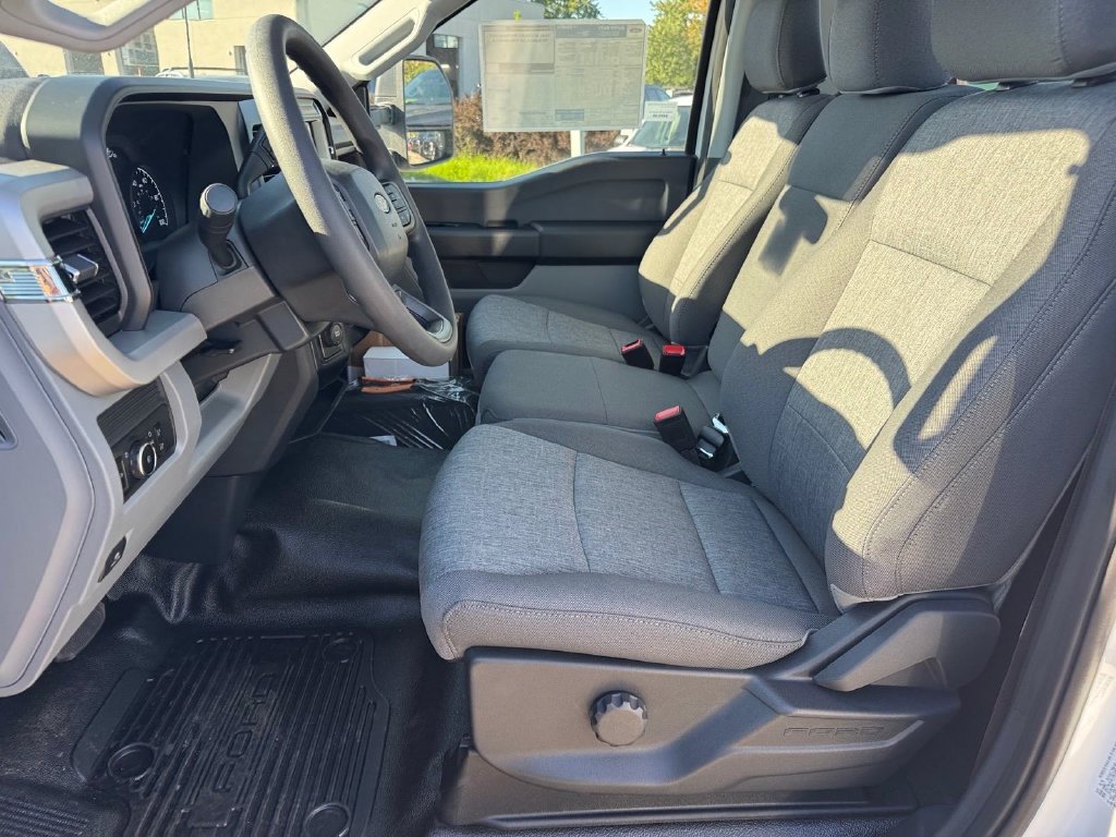 New 2027 Ford F450 XL AWD/4WD image 9