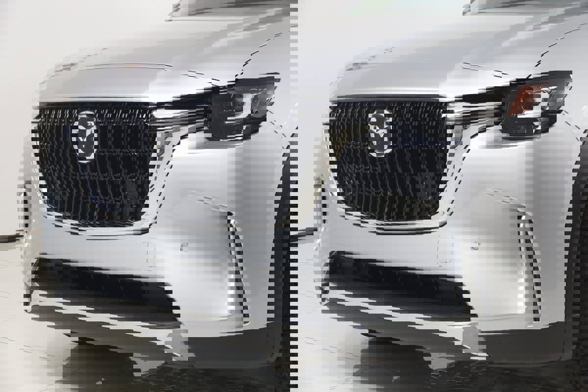 Used 2024 MAZDA CX-90 Plug-In Hybrid w/ Premium Pkg image 58