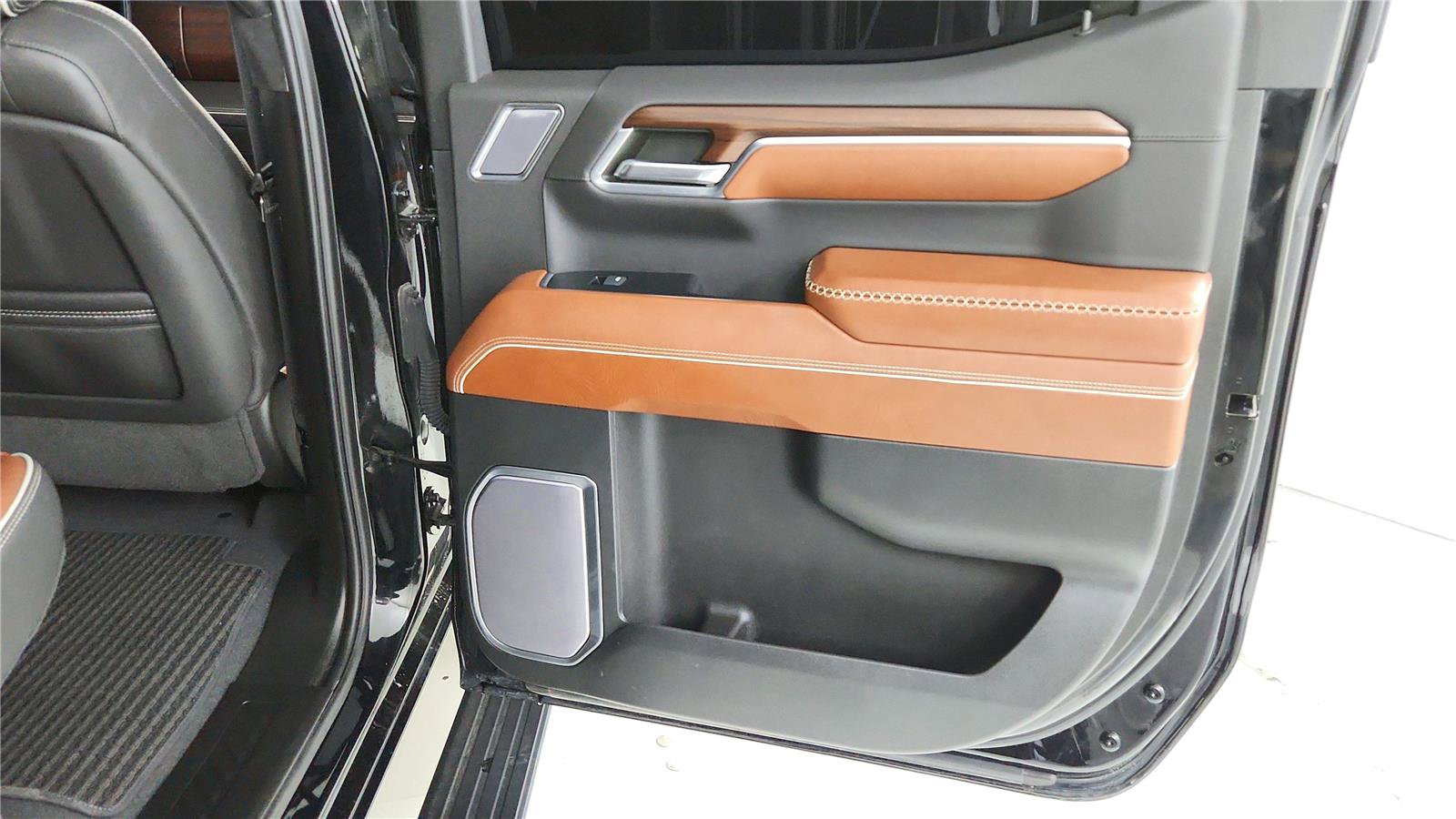 Used 2023 GMC Sierra 1500 Denali Ultimate AWD/4WD image 37