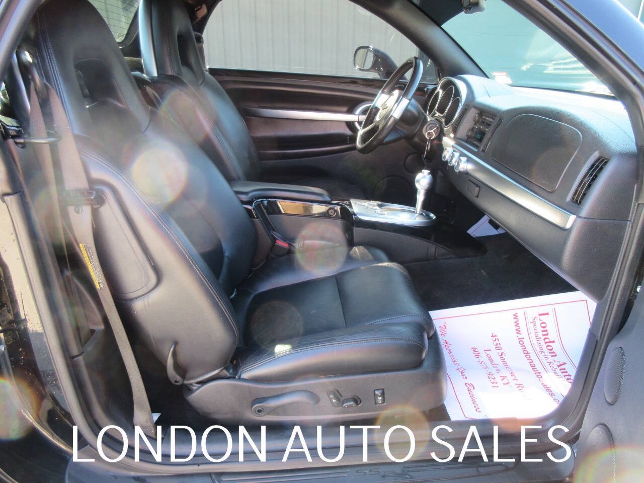 Used 2004 Chevrolet SSR w/ Preferred Equipment Group RWD image 14