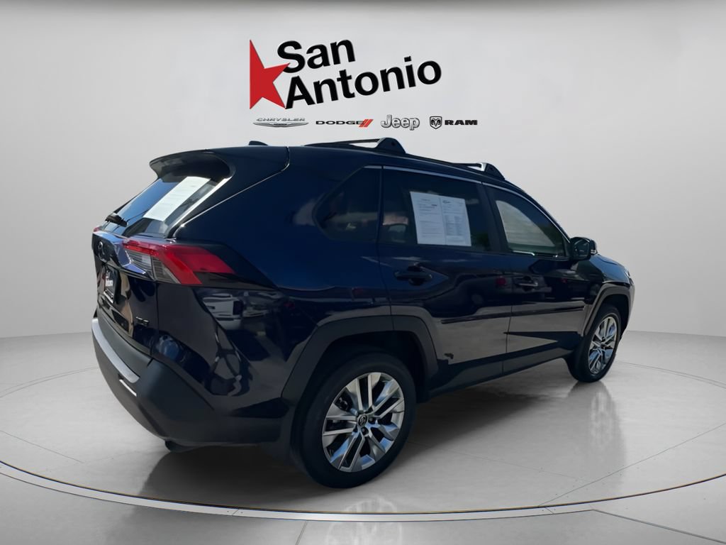 Used 2025 Toyota RAV4 XLE Premium FWD image 15