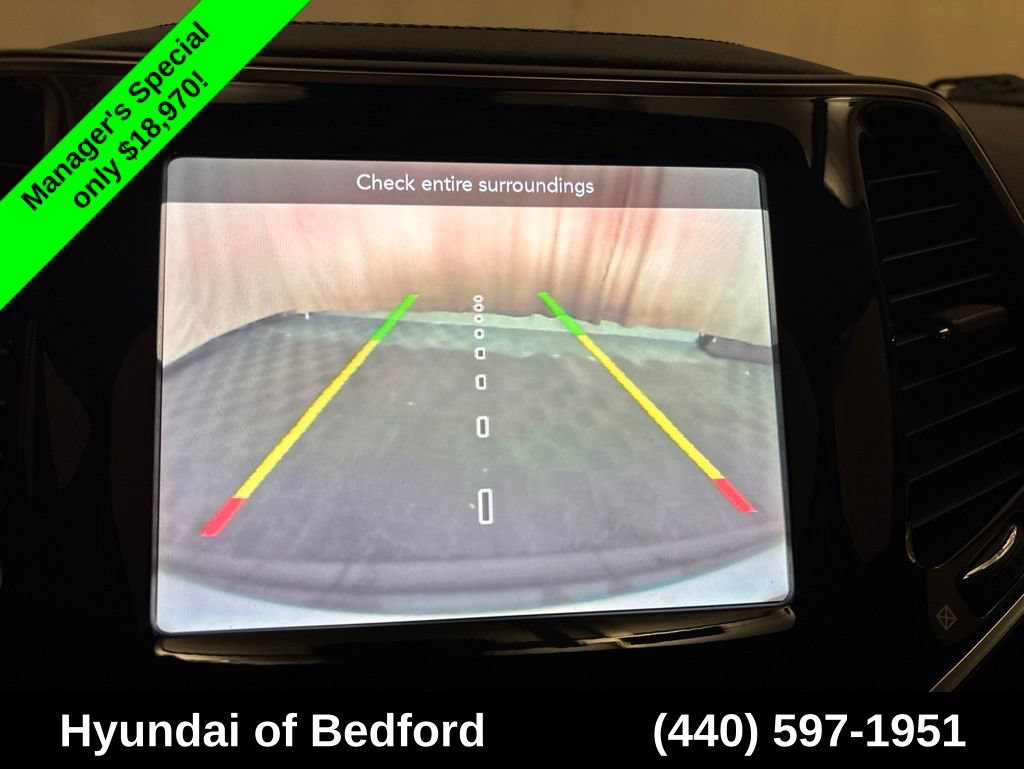 Used 2019 Jeep Cherokee Limited FWD image 22