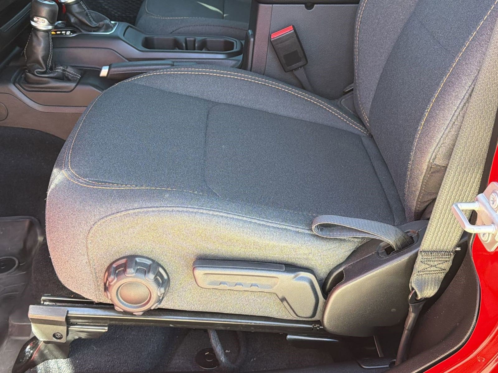 Certified 2024 Jeep Wrangler Sport S image 14