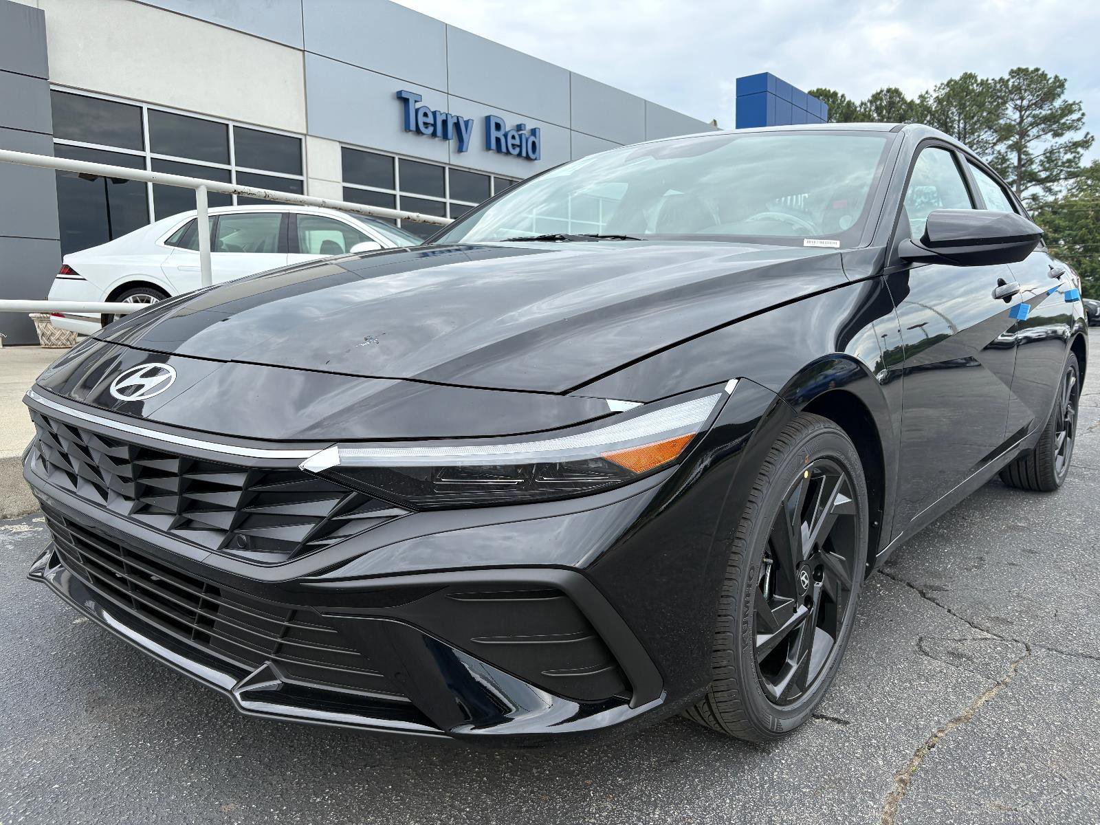 New 2026 Hyundai Elantra Sport FWD image 1