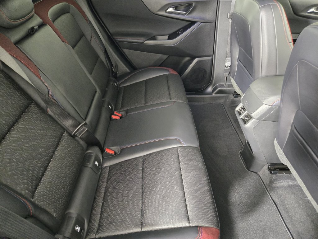 New 2026 Chevrolet Equinox RS FWD image 35