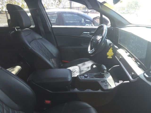 Used 2024 Kia Sportage X-Line w/ X-Line Premium Package image 9