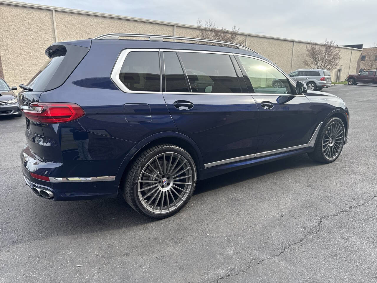Used 2021 BMW ALPINA XB7 AWD/4WD image 10