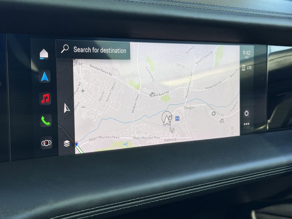 Used 2020 Porsche Taycan Turbo image 29