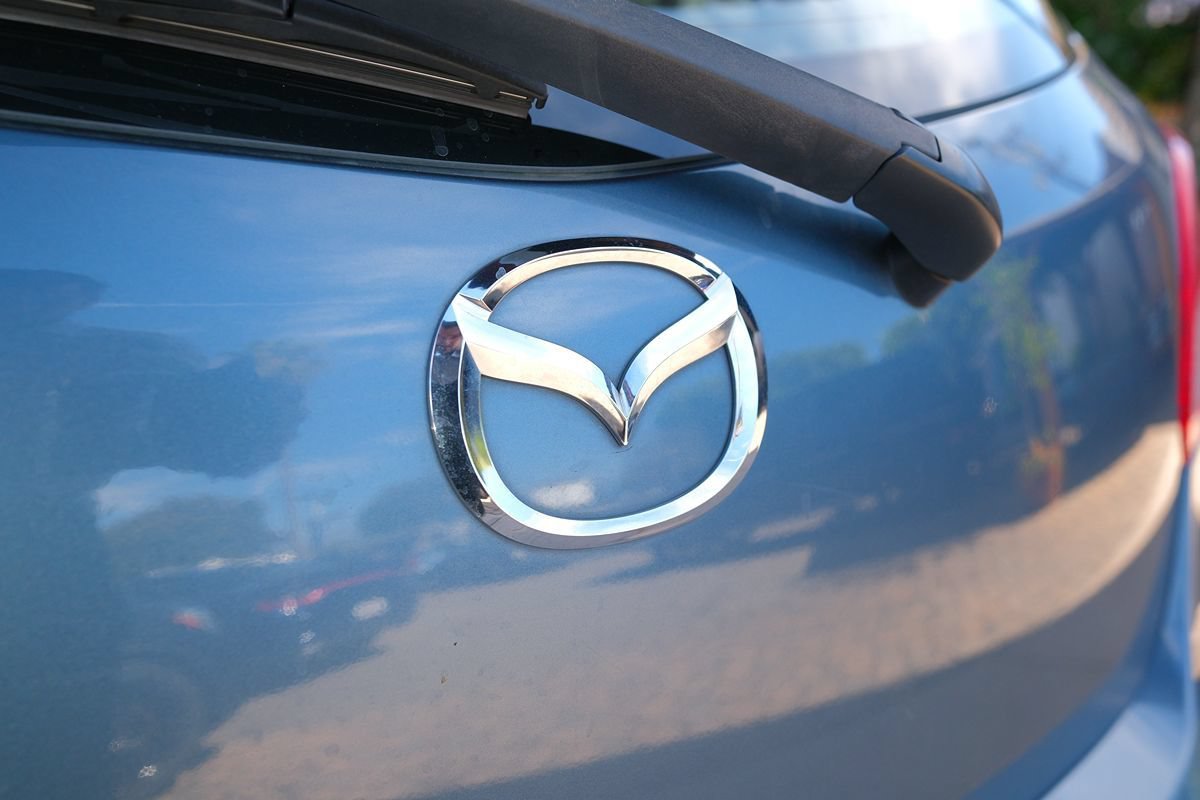 Used 2014 MAZDA MAZDA2 Sport FWD image 38
