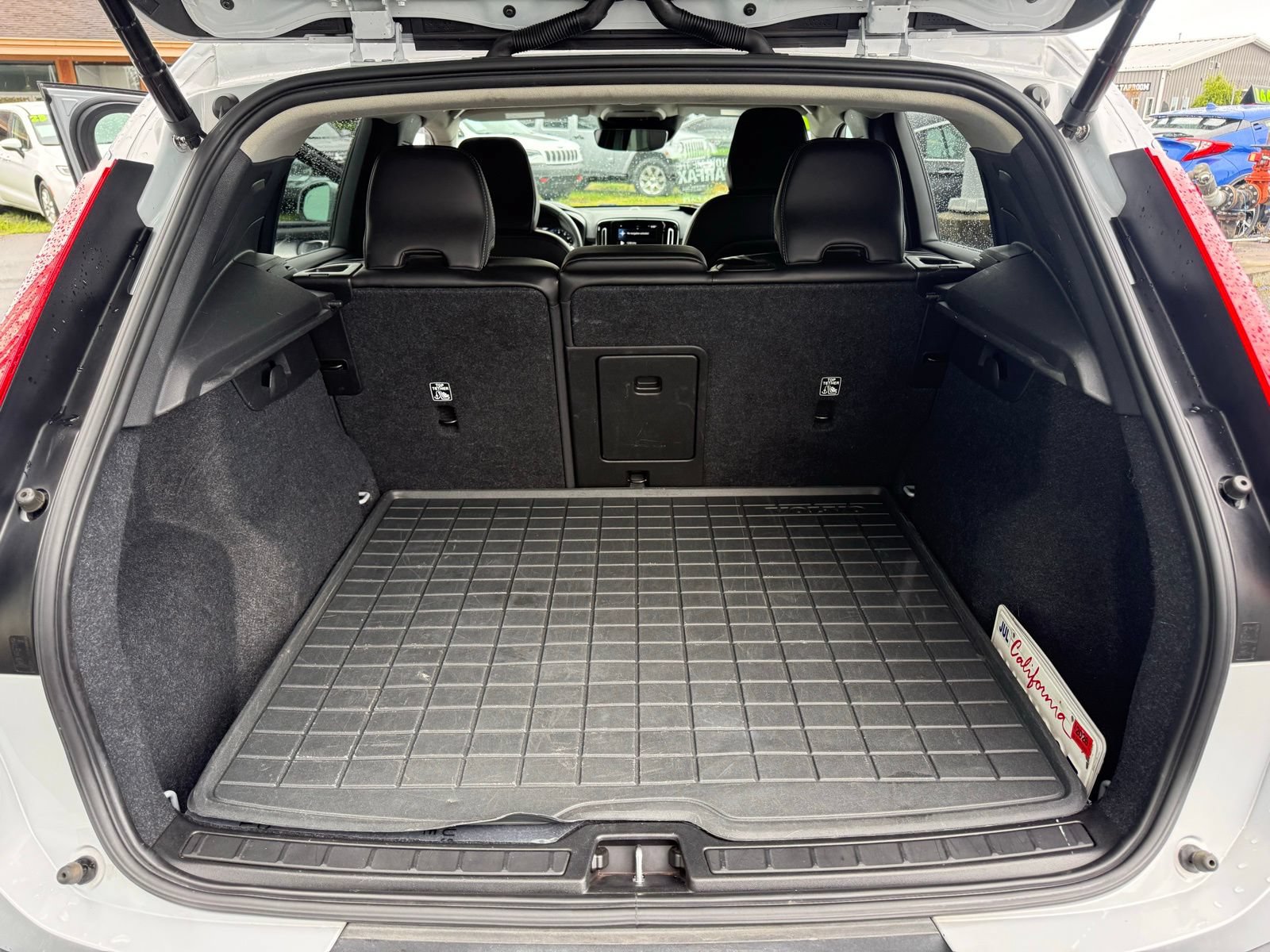 Used 2021 Volvo XC40 T5 Momentum AWD/4WD image 28