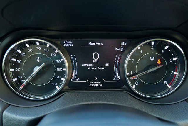 Used 2022 Maserati Levante Modena AWD/4WD image 41