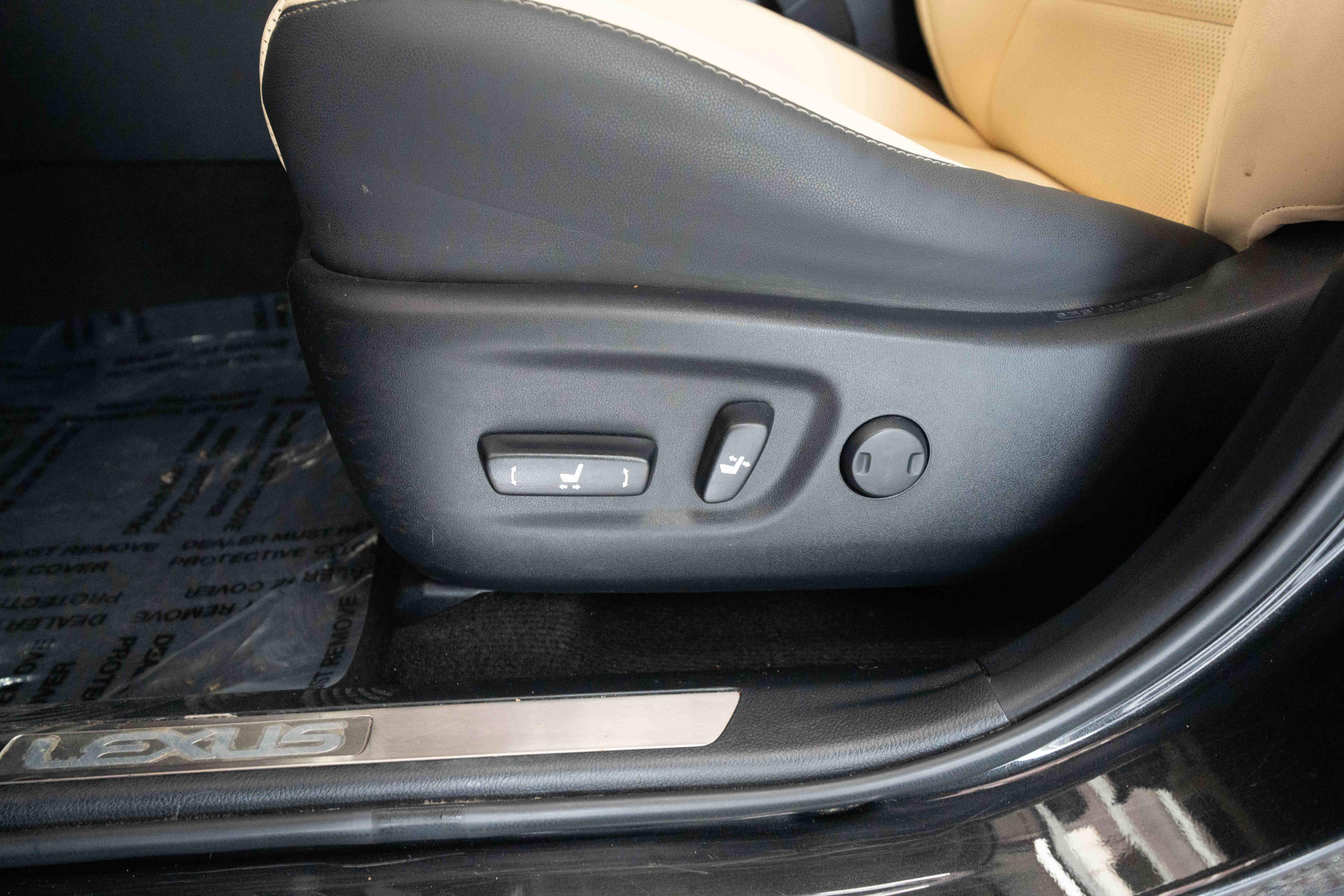 Used 2021 Lexus NX 300h AWD w/ Premium Package image 12