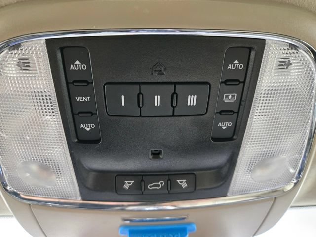 Used 2021 Jeep Grand Cherokee Summit AWD/4WD image 16