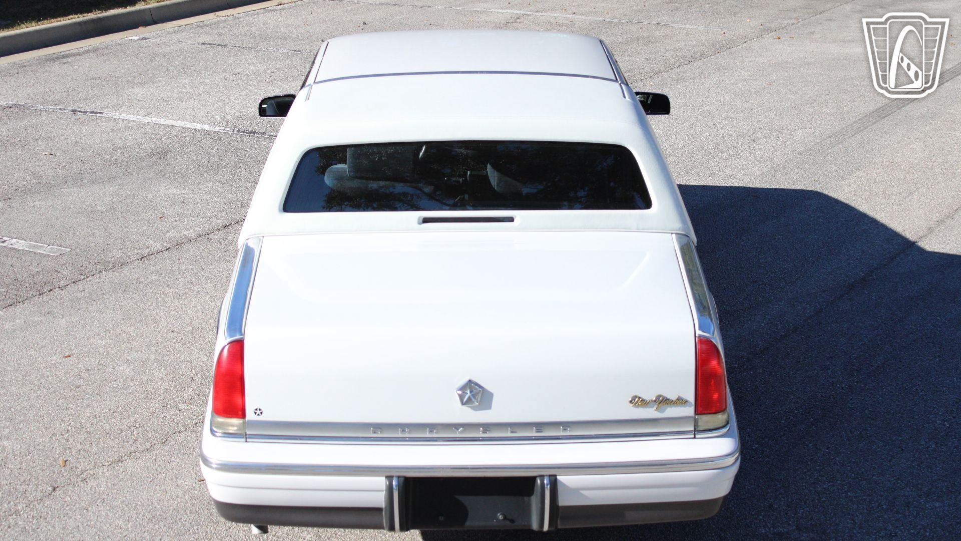 Used 1993 Chrysler New Yorker Fifth Avenue FWD image 22