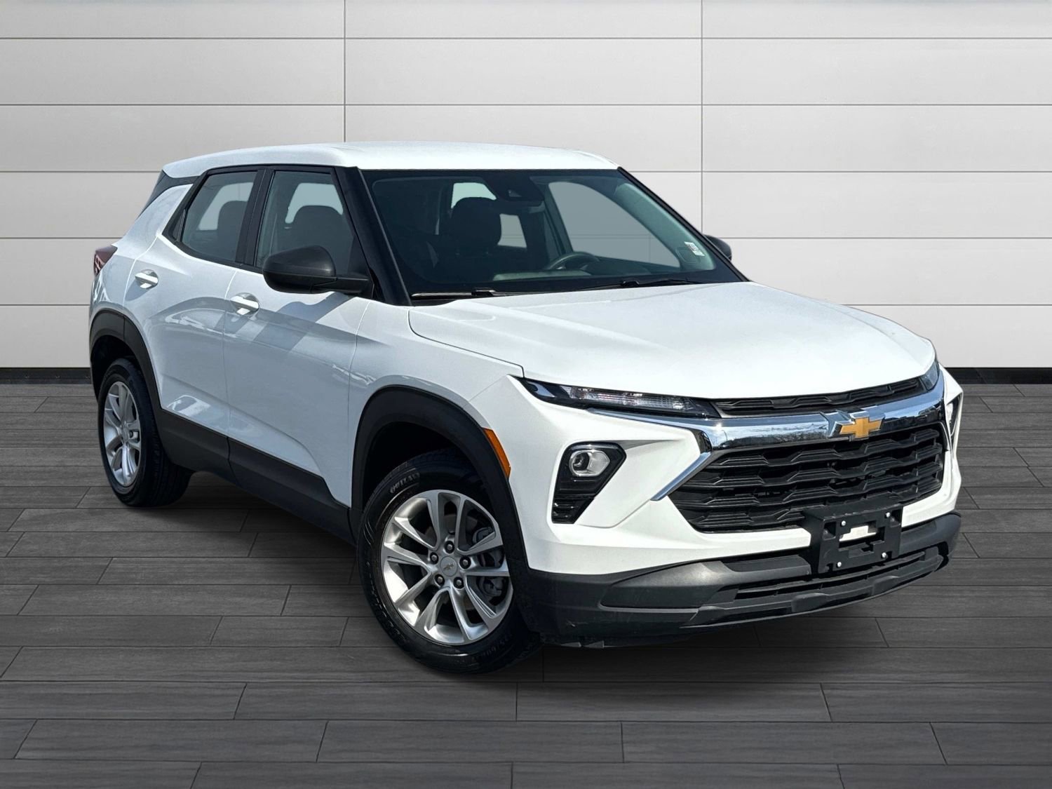 Used 2024 Chevrolet TrailBlazer LS video 2