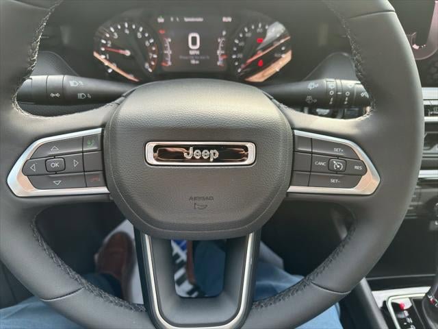 New 2026 Jeep Compass Latitude AWD/4WD image 30