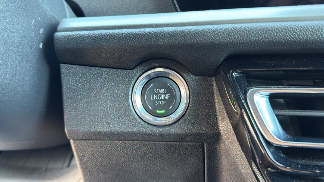 Used 2026 Chevrolet Traverse LT w/ Driver Confidence Package FWD image 30