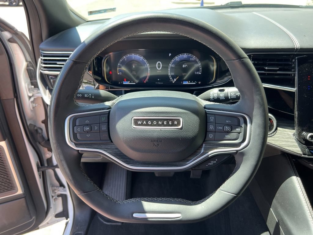 Used 2022 Jeep Wagoneer Series II AWD/4WD image 12