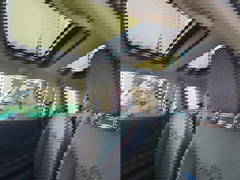 Certified 2025 MINI Cooper S image 18