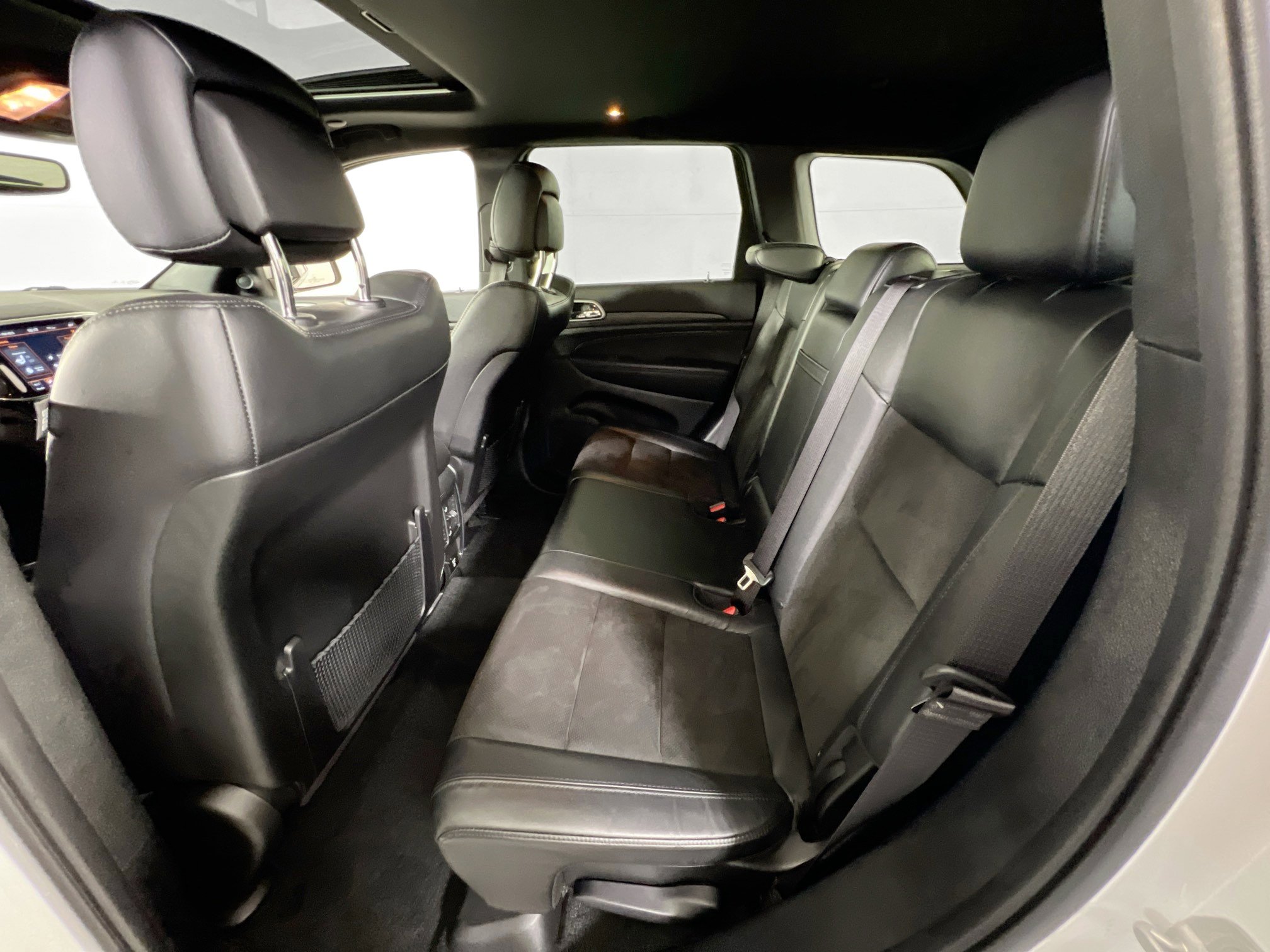Used 2022 Jeep Grand Cherokee Laredo X image 25