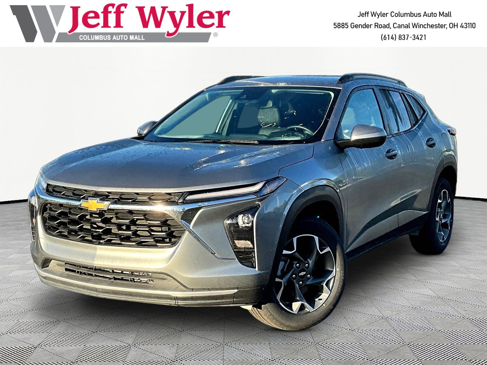 Used 2025 Chevrolet Trax LT w/ Driver Confidence Package