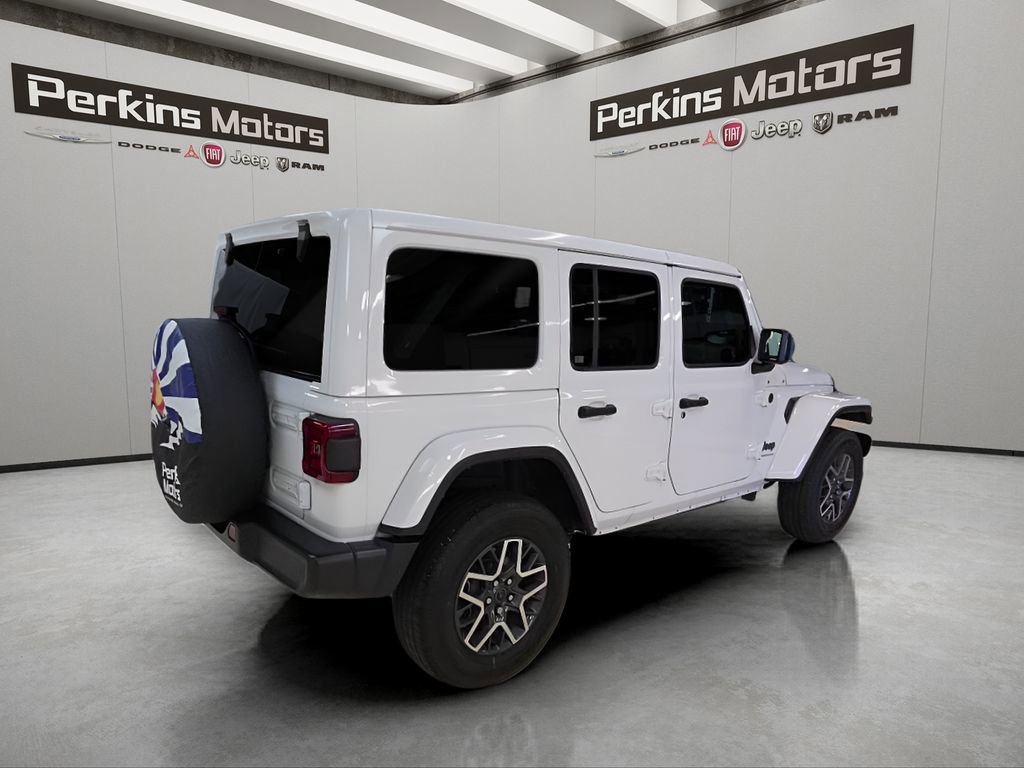 Certified 2025 Jeep Wrangler Sahara image 5