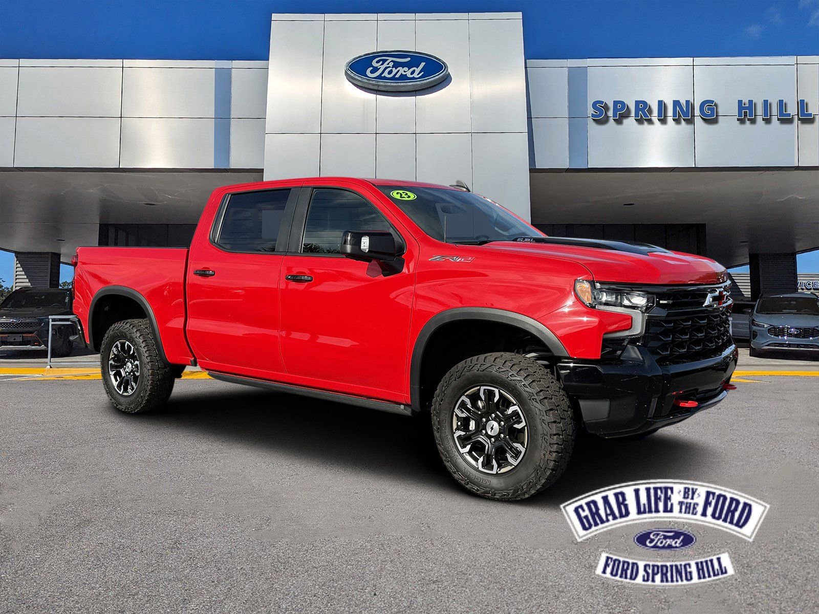 Used 2023 Chevrolet Silverado 1500 ZR2 w/ Technology Package image 1