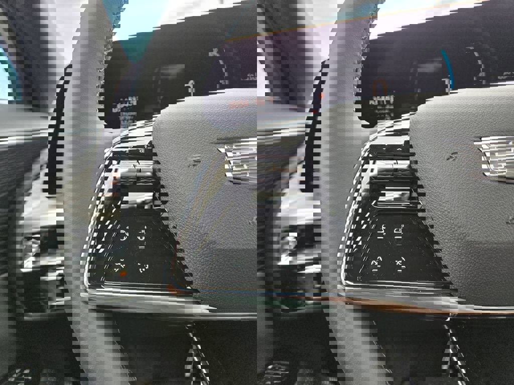 New 2026 Cadillac Lyriq Premium Luxury w/ LPO, Floor Liner Package image 16