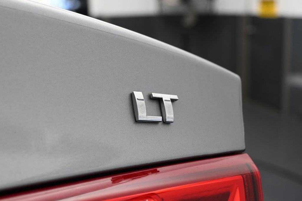 Used 2024 Chevrolet Malibu LT FWD image 32