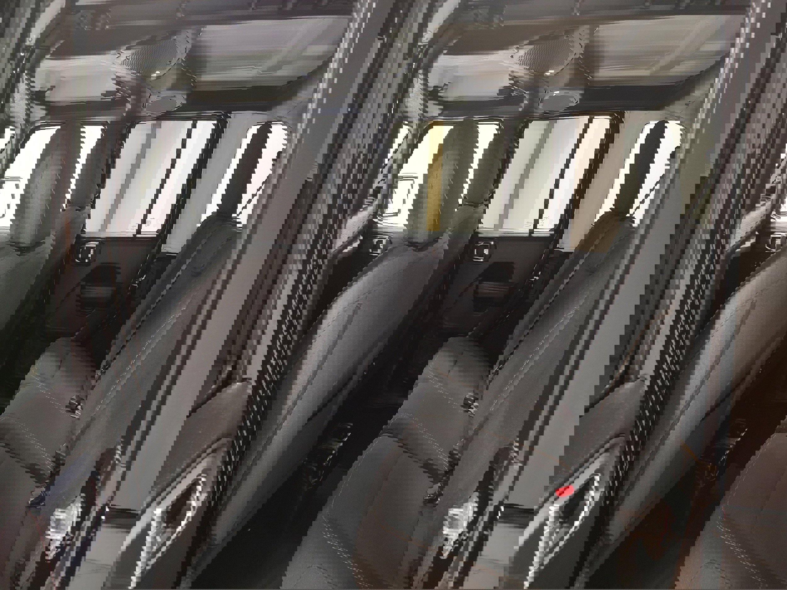 Used 2024 Jeep Wrangler Sport image 11