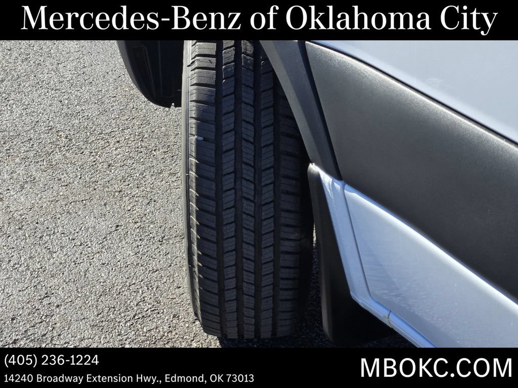 Used 2025 Mercedes-Benz Sprinter 2500 image 13
