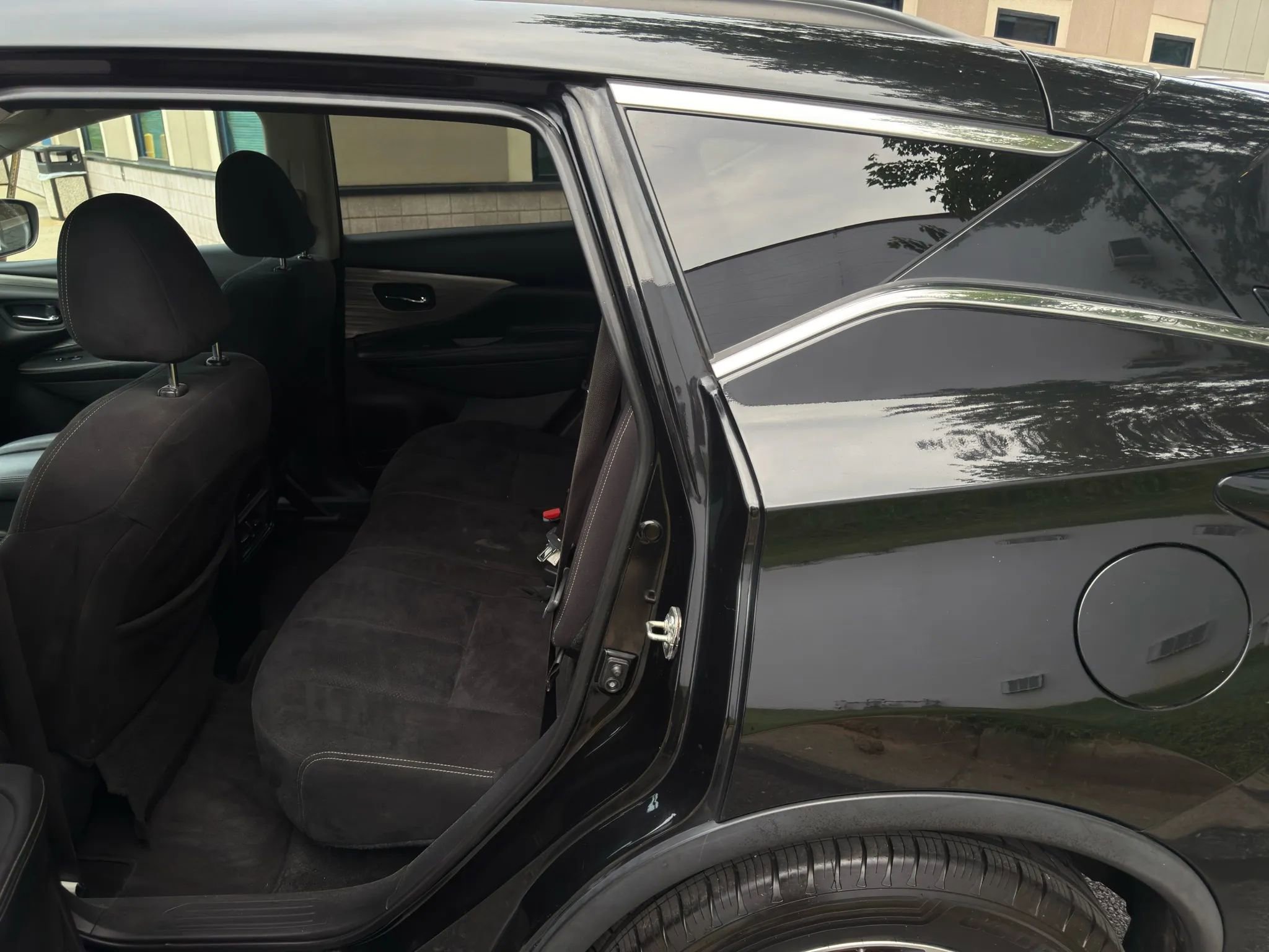 Used 2018 Nissan Murano SV image 20