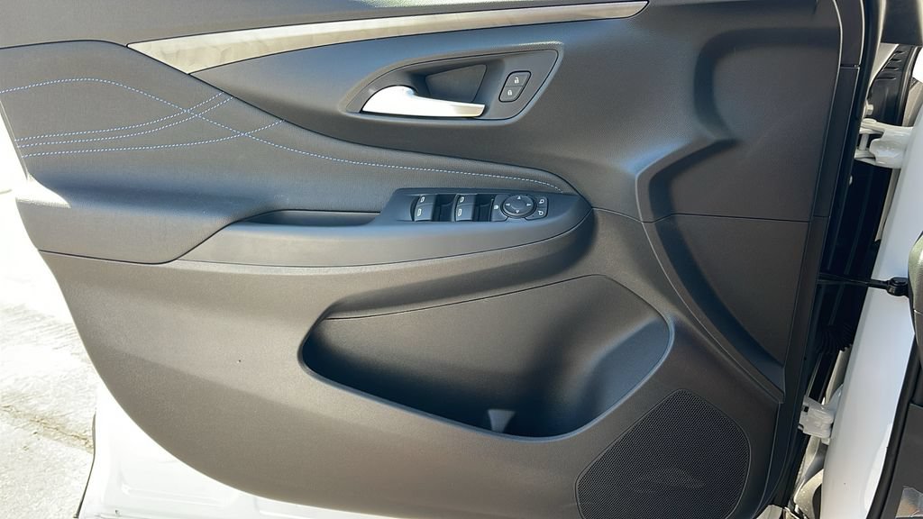 New 2026 Buick Envista Sport Touring w/ Convenience I Package FWD image 23
