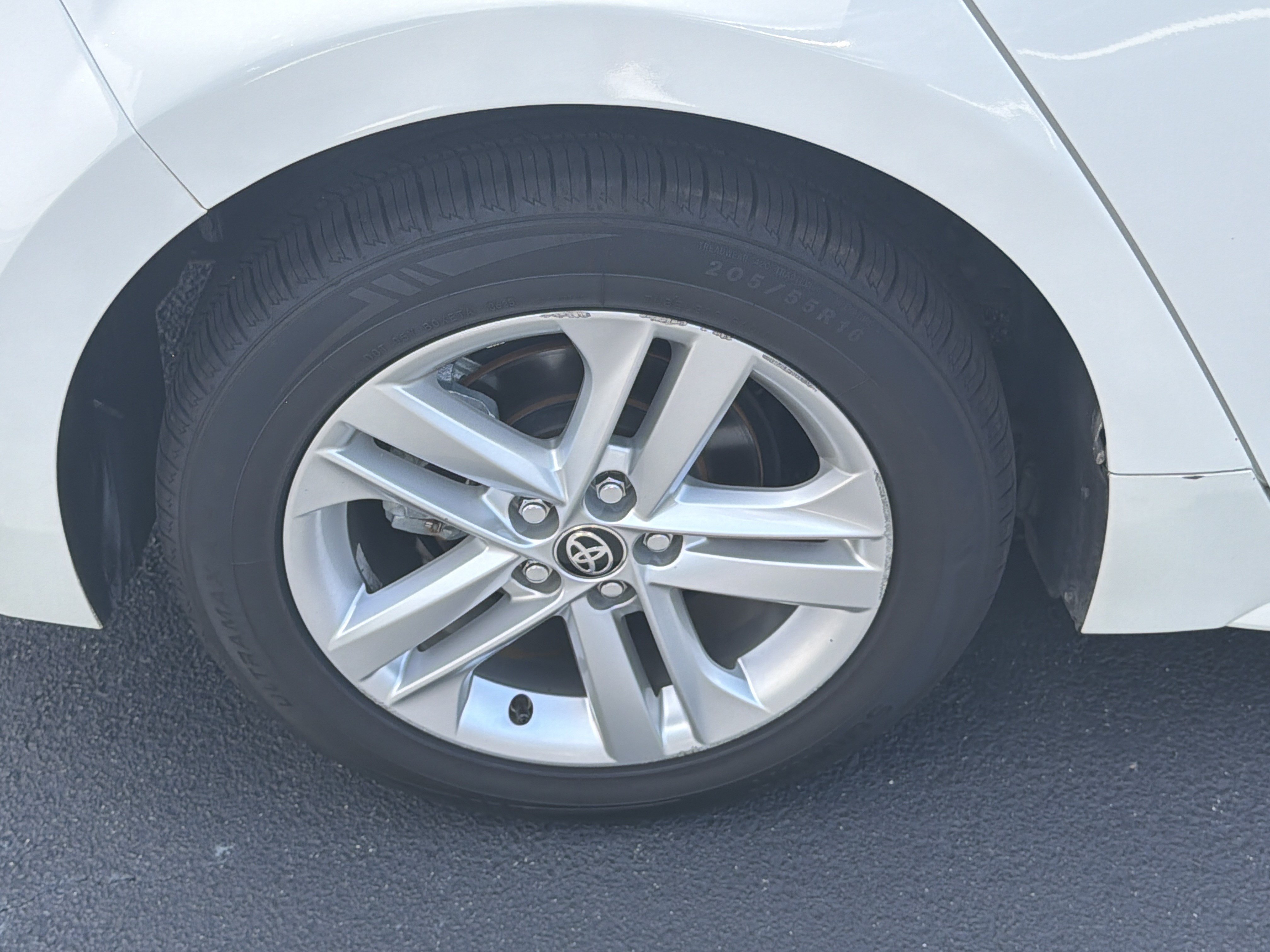 Used 2020 Toyota Corolla SE FWD image 17