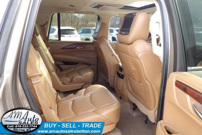 Used 2015 Cadillac Escalade Platinum image 25