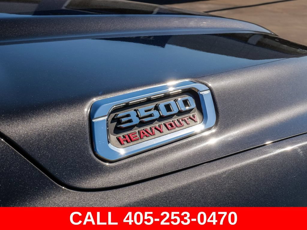 Used 2024 RAM 3500 Tradesman w/ Chrome Appearance Group AWD/4WD image 11