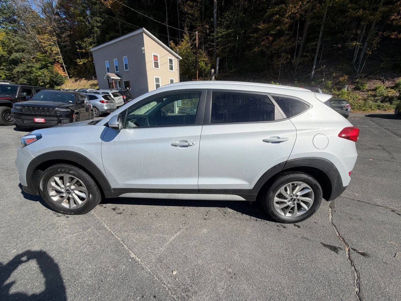Used 2017 Hyundai Tucson SE Plus AWD/4WD image 5