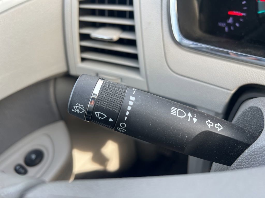 Used 2012 Chevrolet Traverse LS image 13