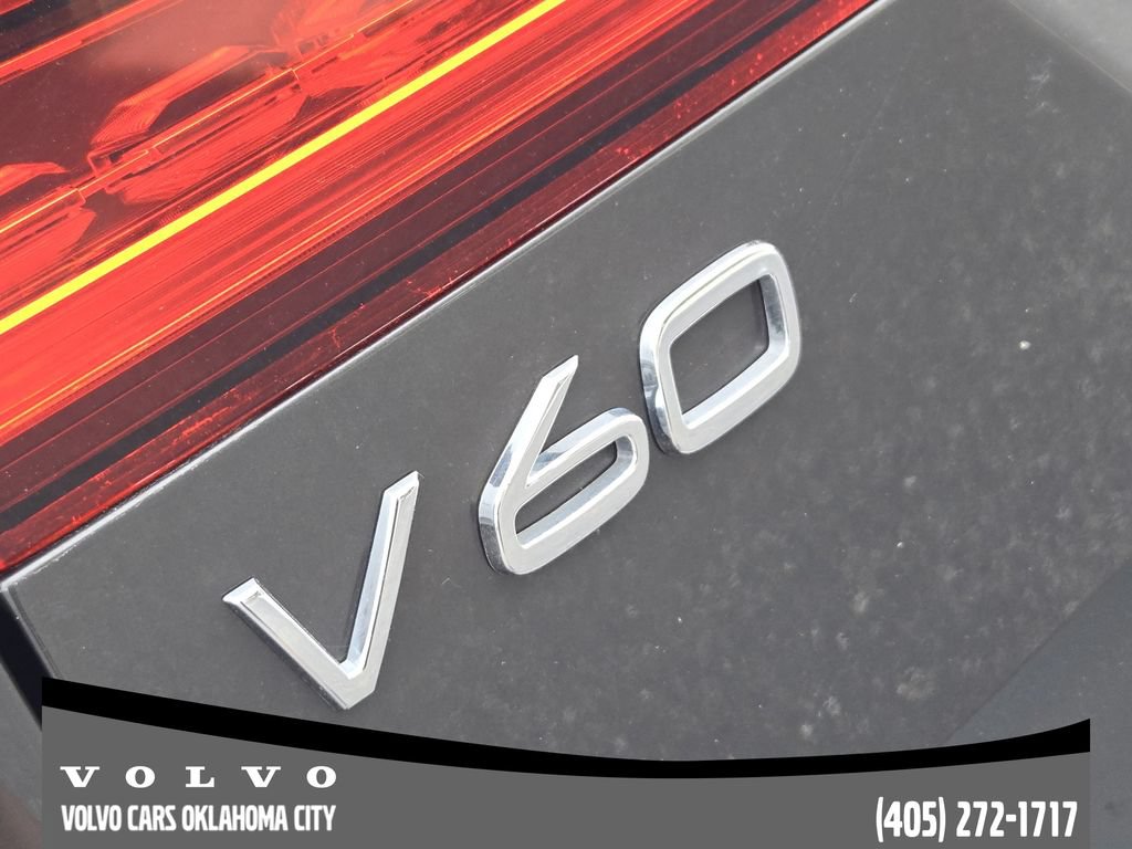 Certified 2025 Volvo V60 B5 Cross Country Plus AWD/4WD image 10