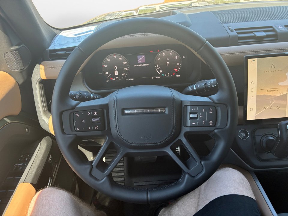 New 2026 Land Rover Defender 110 X AWD/4WD image 10