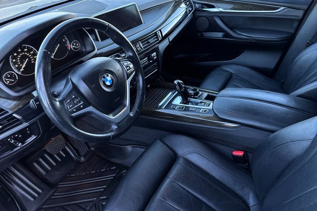 Used 2016 BMW X5 xDrive40e image 9
